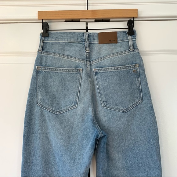 Madewell The Mom Jean High Rise Straight Leg 90s Distressed Light Wash Size 24 - Picture 5 of 11